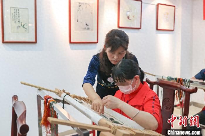 第三十三次全国助残日将至江西南昌开展残疾人技能培训