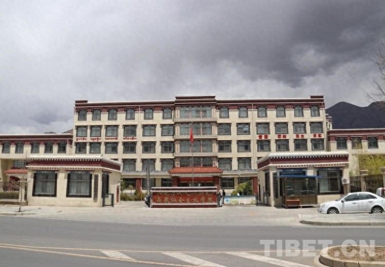 西藏学习贯彻《中国共产党统一战线工作条例》培训班开班式胜利举行