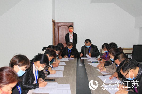 江苏扬州推行企业新型学徒制让搓背工从店堂走进课堂