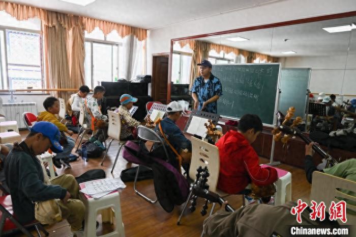 西藏非遗文化公共课受热捧民族传统艺术后继有人