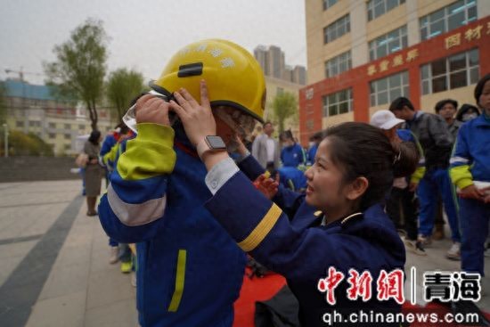 青海消防走进特殊教育学校开展消防安全宣传活动