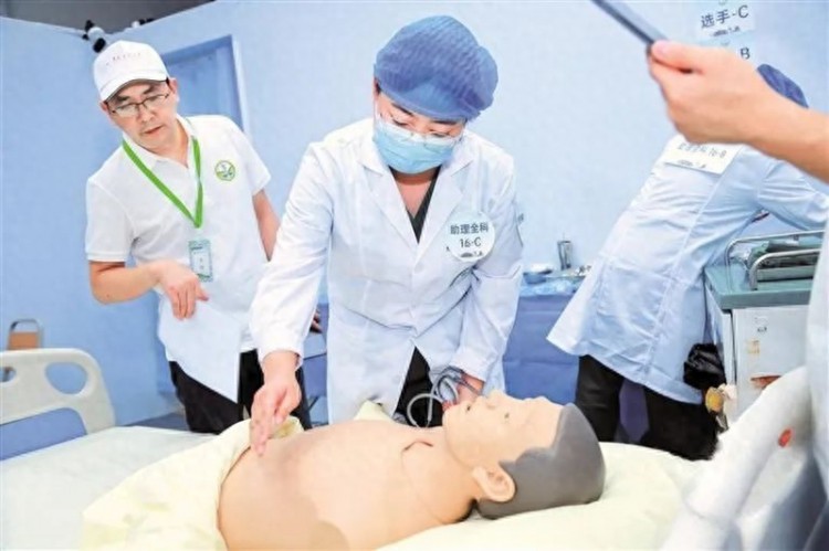 贵州：搭平台 促合作 全力加强住院医师规范化培训质量内涵建设