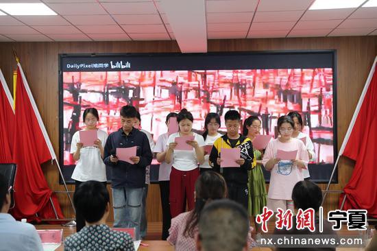 60名宁夏学子赴香港学习交流