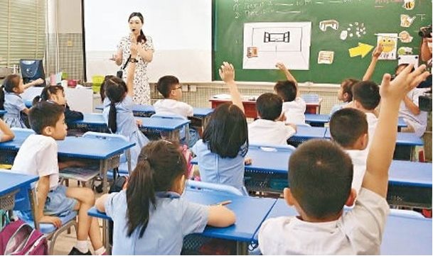 香港所有教师下学年起必须接受培训学习专业操守