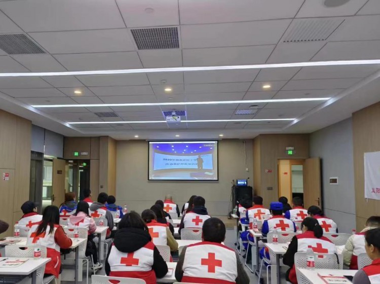 2023年湖南省红十字系统应急救护师资培训开班